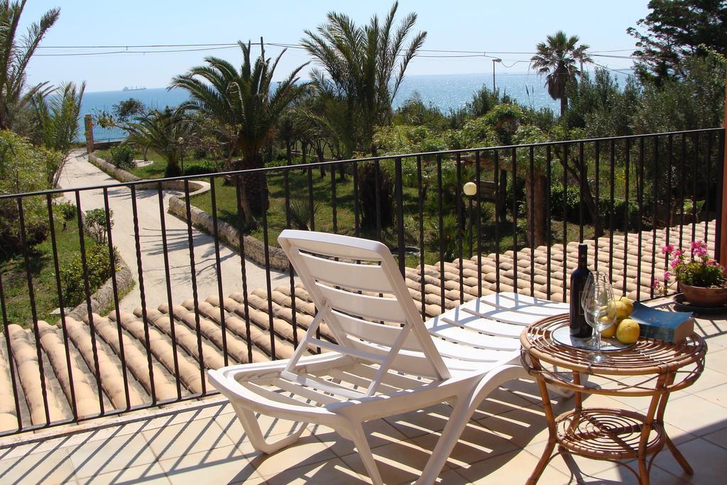 La Villa Rosa Al Mare Pozzallo Rom bilde