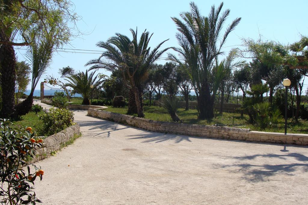 La Villa Rosa Al Mare Pozzallo Eksteriør bilde