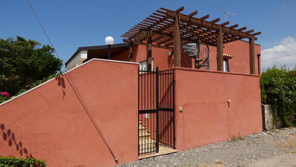 La Villa Rosa Al Mare Pozzallo Eksteriør bilde