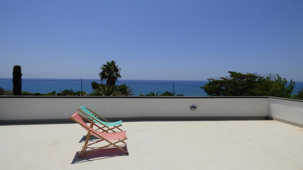 La Villa Rosa Al Mare Pozzallo Eksteriør bilde